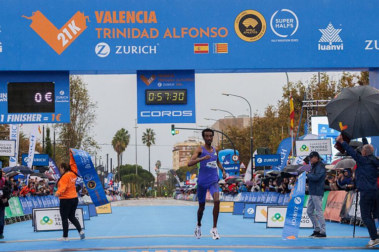 ATHLETICS Kejelcha screams 5730 in Valencia for new Half Marathon